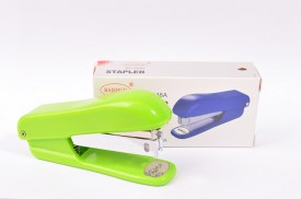 Abrochadora STAPLER 1048A (2).jpg